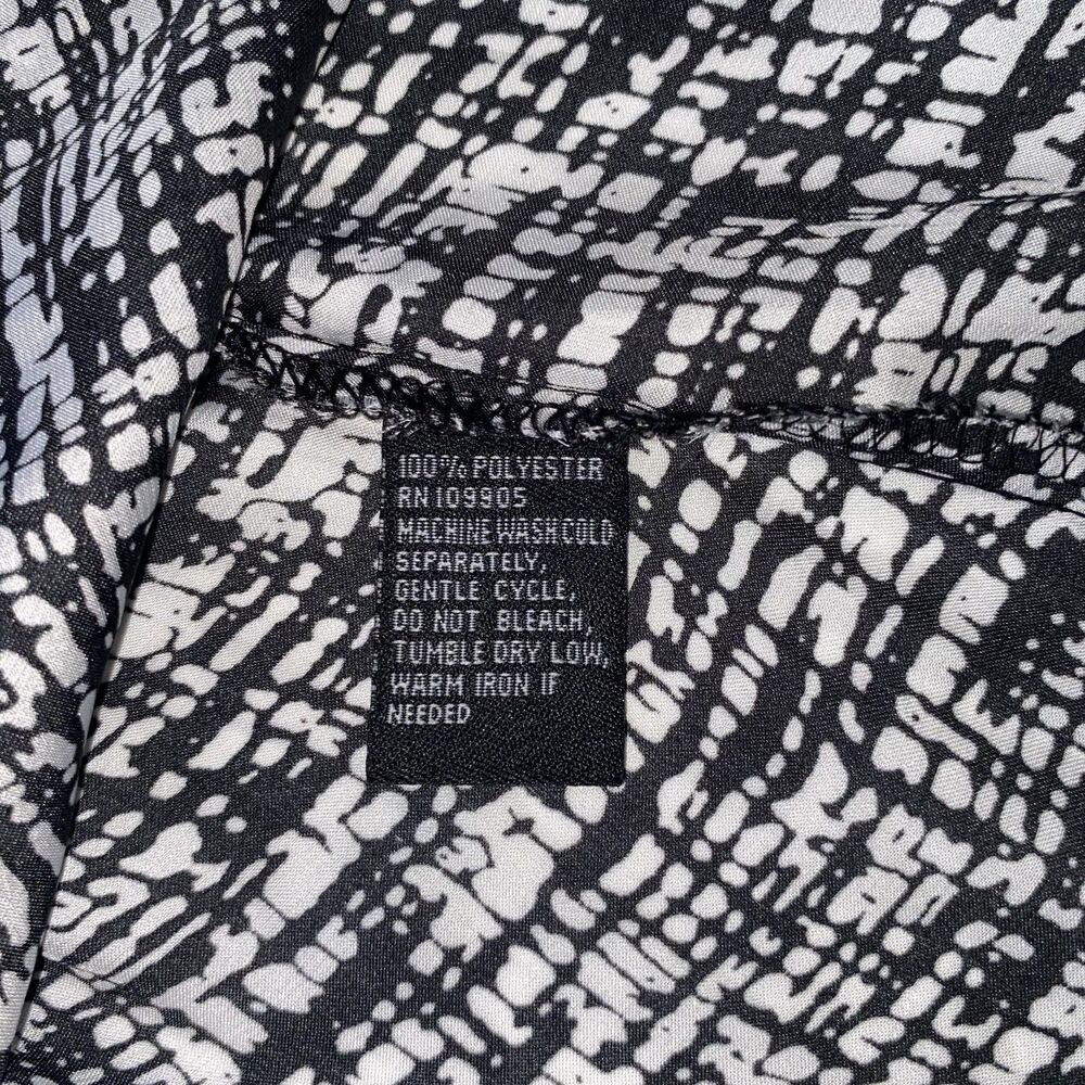 Women's Black & White Abstract Print Ruffle Neck Sleeveless Blouse Size M - Picture 4 of 6